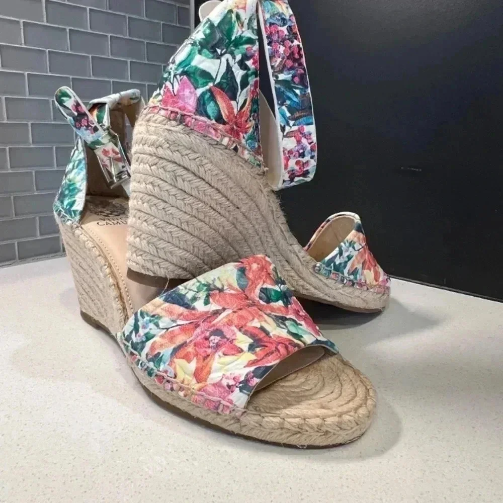 Vince Camuto Floral Wedge Heel Sandals Size 10